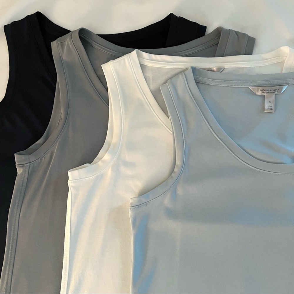 Banana Republic Modal Tank Tops Bundle of Four S
